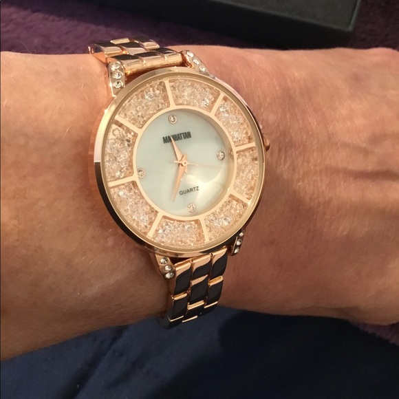 NWT Croton “Manhattan” Rose Gold Panther Link Watch, 7 1/2” - Picture 12 of 12